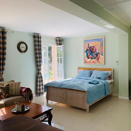 Brise Des Pins Hotel Ле Кане Екстериор снимка