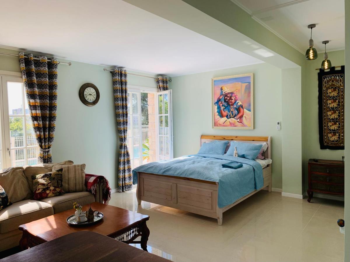 Brise Des Pins Hotel Ле Кане Екстериор снимка